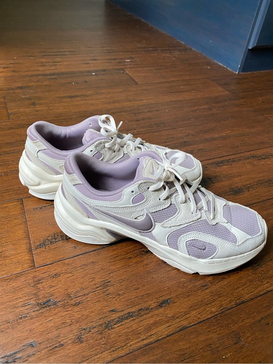 Nike Shoes - Nike Women’s Lavender and Cream Running Sneakers